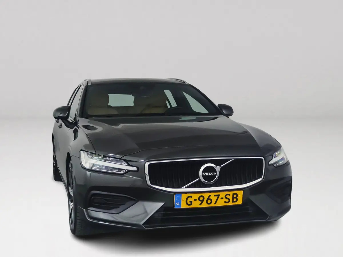 T4 Momentum Pro | Park assist | Stoelverwarming | Navigatie