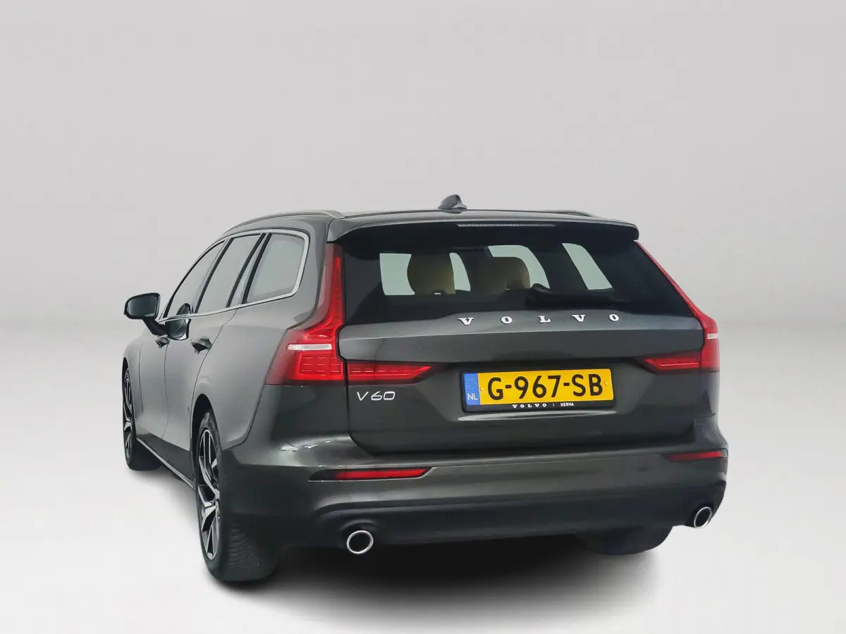 T4 Momentum Pro | Park assist | Stoelverwarming | Navigatie