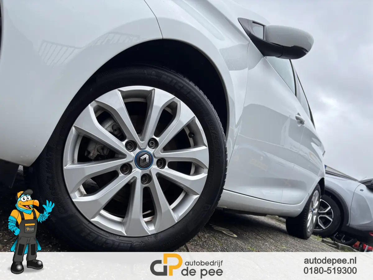 R135 Zen 52 kWh GARANTIE/KOOPACCU SOH 78%/CCS/CRUISE/CLIMA/CARPLAY/LICHTMETAAL rijklaarprijs!