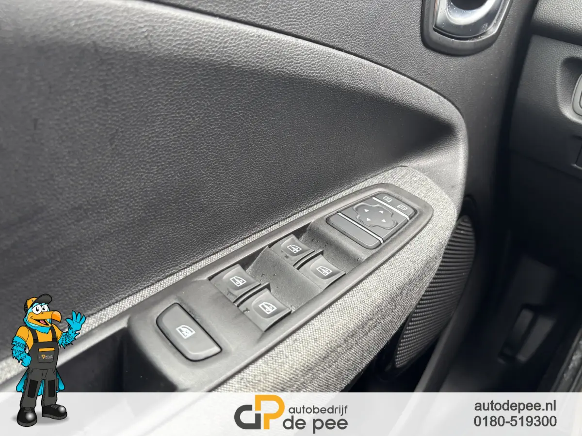 R135 Zen 52 kWh GARANTIE/KOOPACCU SOH 78%/CCS/CRUISE/CLIMA/CARPLAY/LICHTMETAAL rijklaarprijs!