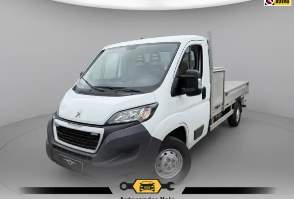 333 * Euro 6 * Laadbak * Laadkraan * Airco * Trekhaak *