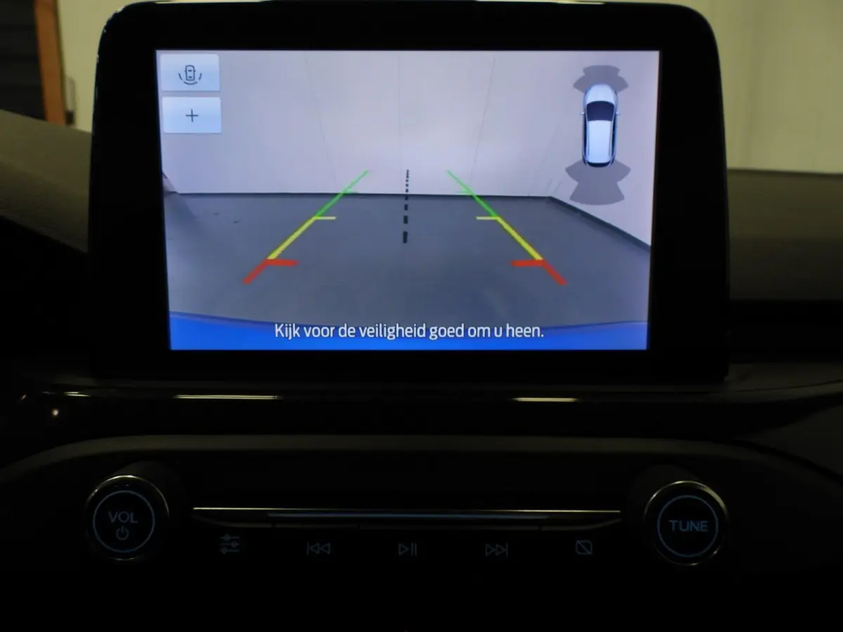 1.0 EcoBoost Hybrid ST Line Business NAVI/CAMERA/WINTERPACK/LED/17"LMV!