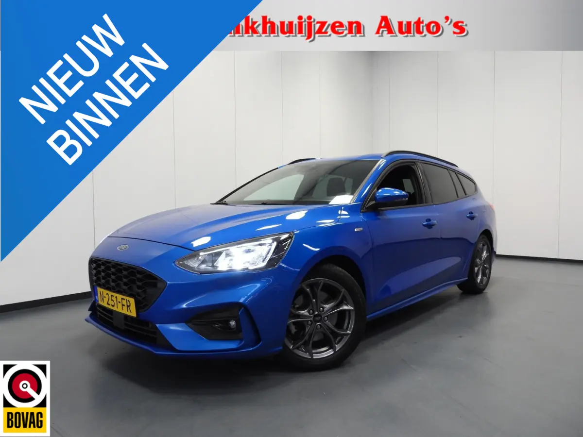 1.0 EcoBoost Hybrid ST Line Business NAVI/CAMERA/WINTERPACK/LED/17"LMV!