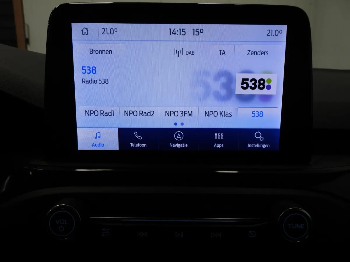1.0 EcoBoost Hybrid ST Line Business NAVI/CAMERA/WINTERPACK/LED/17"LMV!