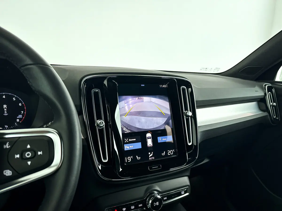 T2 Core | Parkeercamera | Stoel- en stuurverwarming |