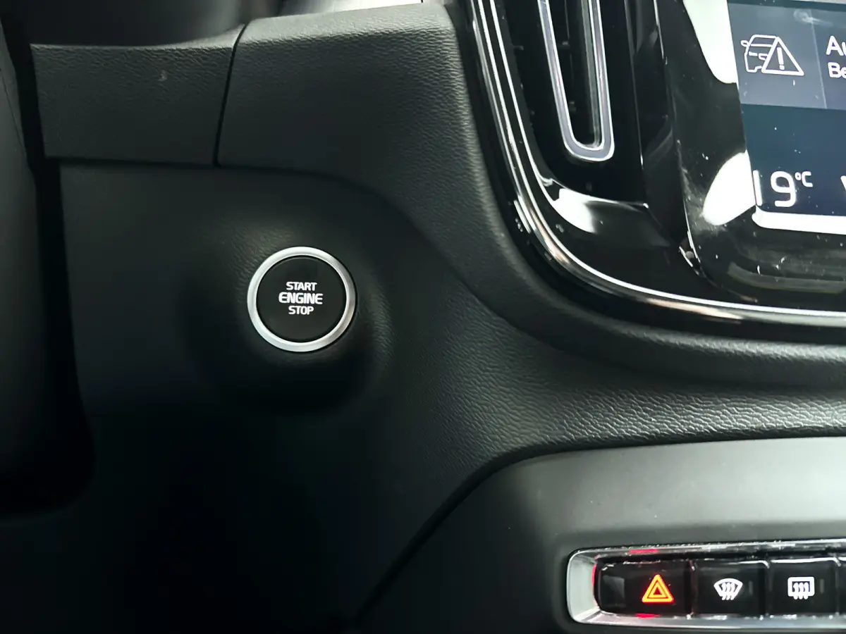 T2 Core | Parkeercamera | Stoel- en stuurverwarming |
