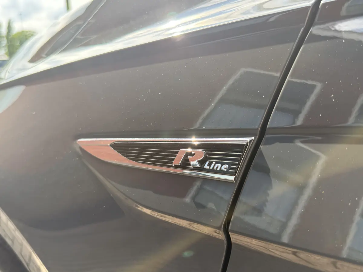 Polo. 1.0 TSI Highline Business R | PANO | BEATS | CAMERA | FULL LED | CARPLAY | NAVI |