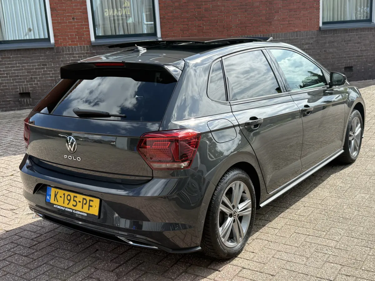 Polo. 1.0 TSI Highline Business R | PANO | BEATS | CAMERA | FULL LED | CARPLAY | NAVI |