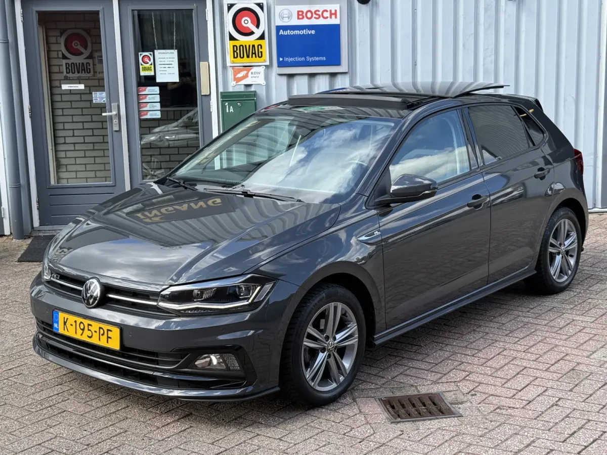 Polo. 1.0 TSI Highline Business R | PANO | BEATS | CAMERA | FULL LED | CARPLAY | NAVI |