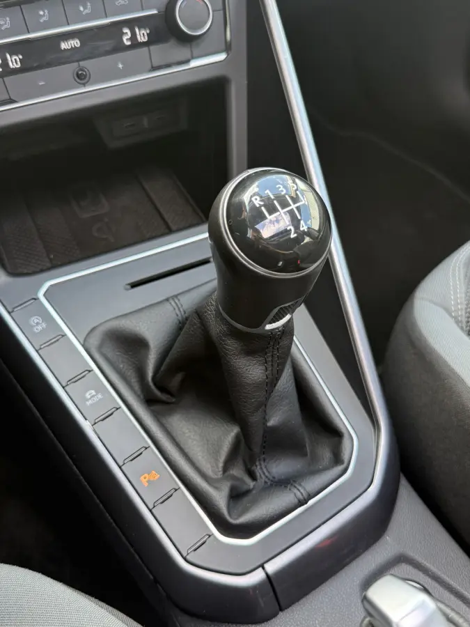Polo. 1.0 TSI Highline Business R | PANO | BEATS | CAMERA | FULL LED | CARPLAY | NAVI |
