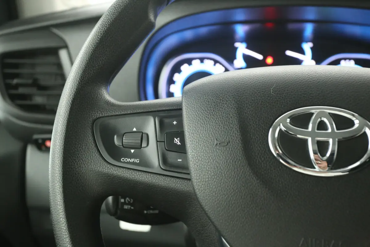 Electric 75 kWh L2H1 Range | Snelladen | SOH 93% | Airco | Cruise | Camera | Carplay | 3 Zits | Navi