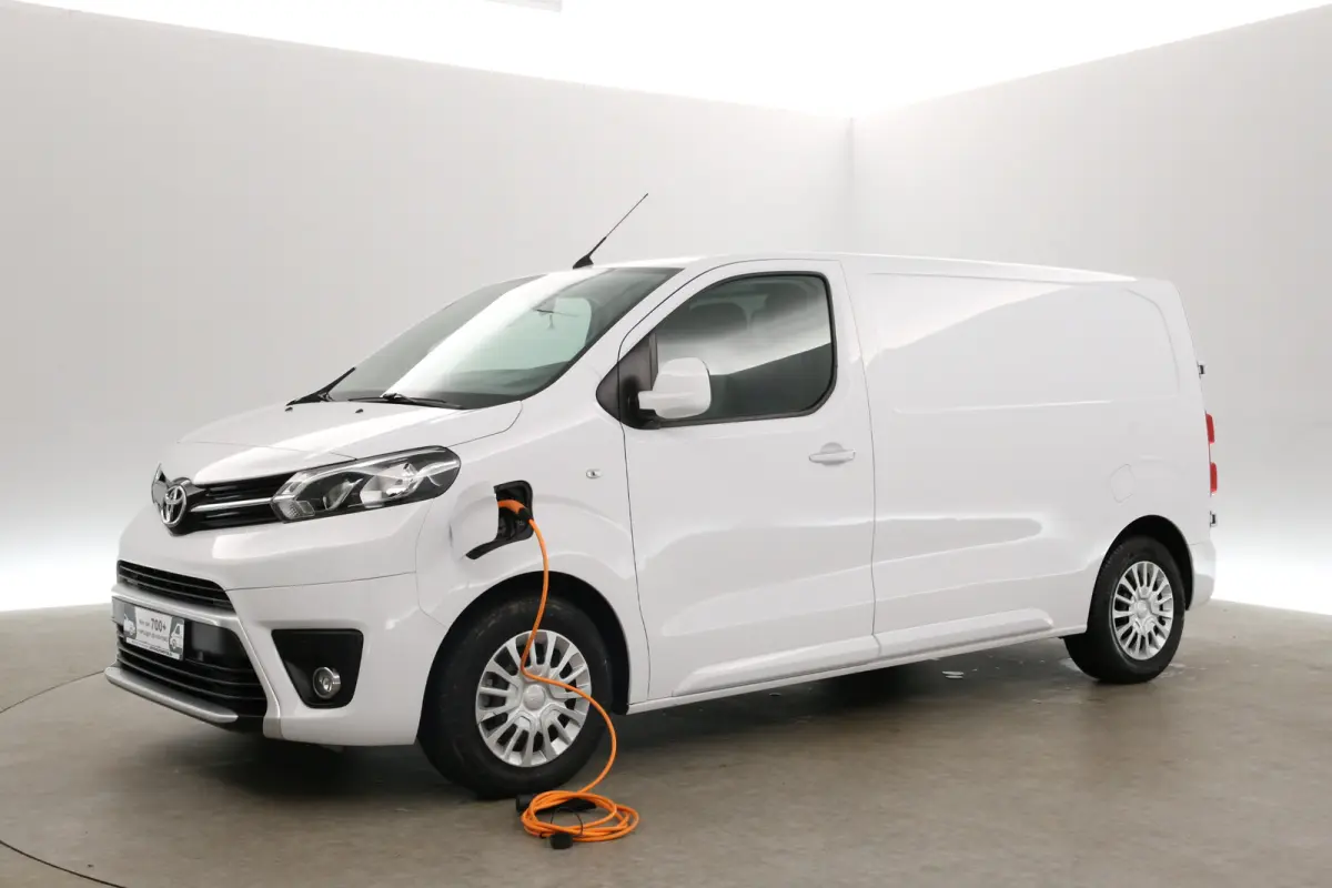Electric 75 kWh L2H1 Range | Snelladen | SOH 93% | Airco | Cruise | Camera | Carplay | 3 Zits | Navi
