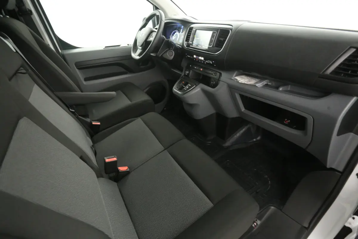 Electric 75 kWh L2H1 Range | Snelladen | SOH 93% | Airco | Cruise | Camera | Carplay | 3 Zits | Navi