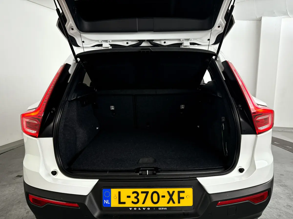 T2 Momentum Core | Park assist | Cruise control | Navigatie
