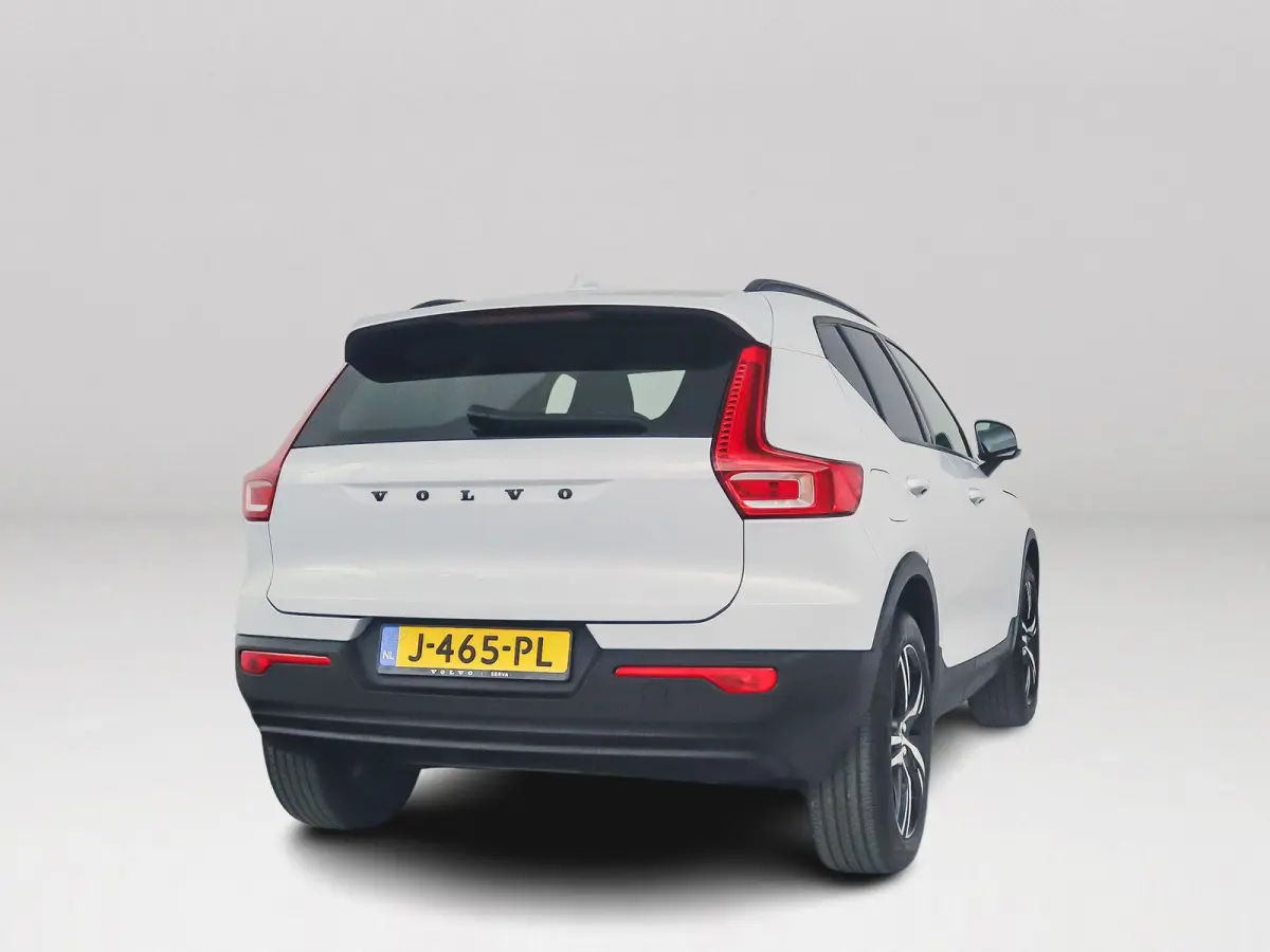 T2 Momentum Core | Park assist | Cruise control | Regensensor