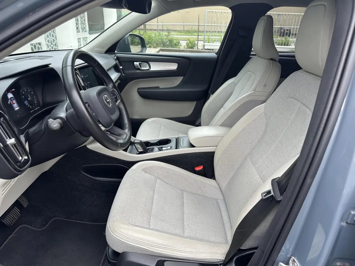 1.5 T3 Momentum Pro 2019 NAP CARPLAY €16950