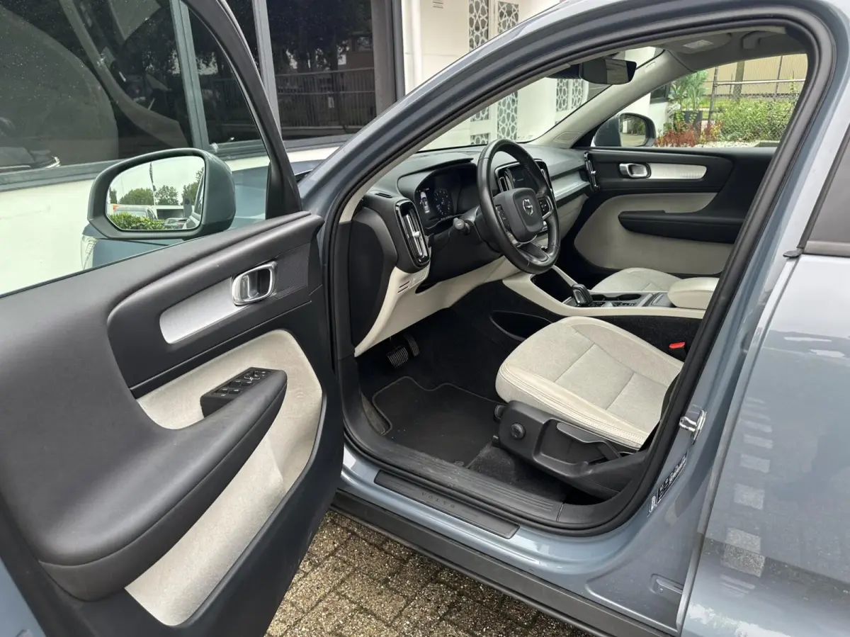 1.5 T3 Momentum Pro 2019 NAP CARPLAY €16950