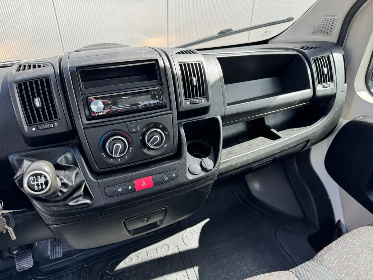 333 * Euro 6 * Pick-up * Airco * Bijrijdersbank * Open laadbak *