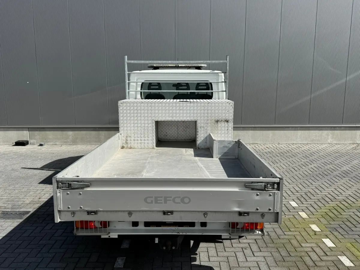 333 * Euro 6 * Pick-up * Airco * Bijrijdersbank * Open laadbak *