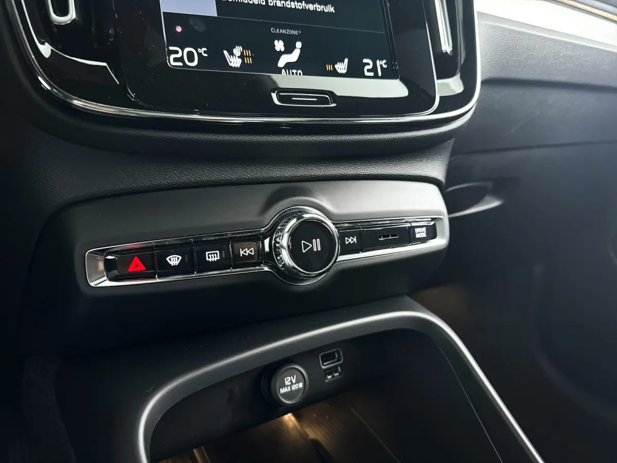 T4 Plug-in hybrid Ultimate Dark | Panoramadak | Parkeercamera | Harman Kardon | Stoel- en stuurverwarming