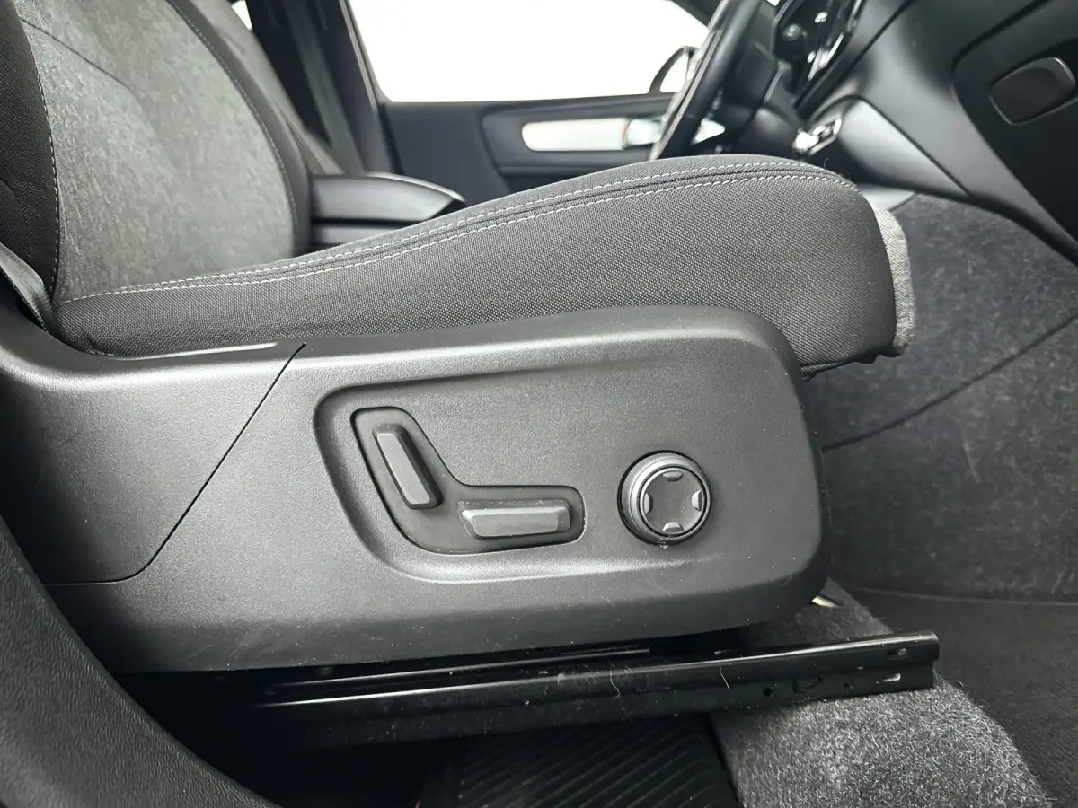 T4 Plug-in hybrid Ultimate Dark | Panoramadak | Parkeercamera | Harman Kardon | Stoel- en stuurverwarming