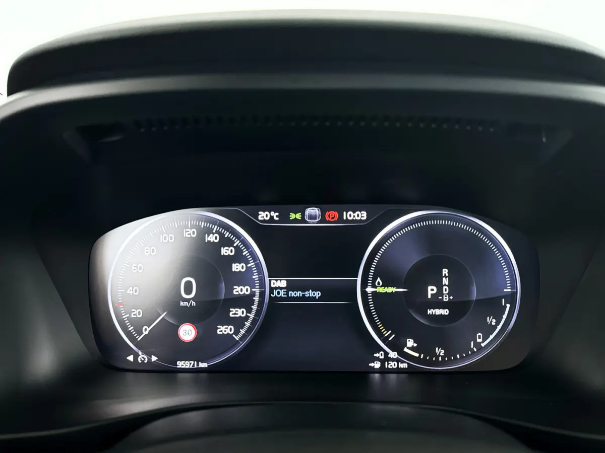 T4 Plug-in hybrid Ultimate Dark | Panoramadak | Parkeercamera | Harman Kardon | Stoel- en stuurverwarming