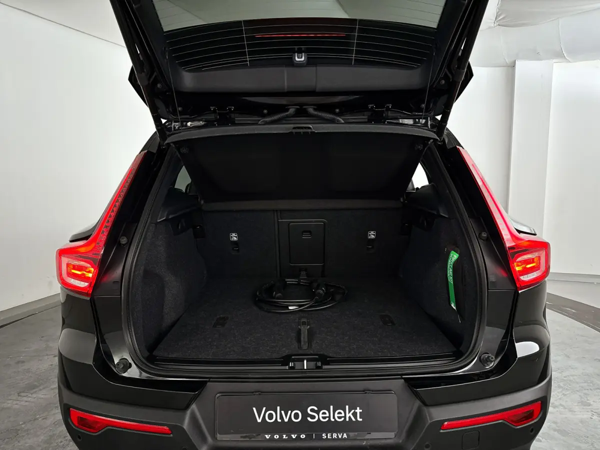 Single Motor Extended Range Plus Black Ed. 82 kWh | 360° camera | Harman Kardon | Stoel- en stuurverwarming