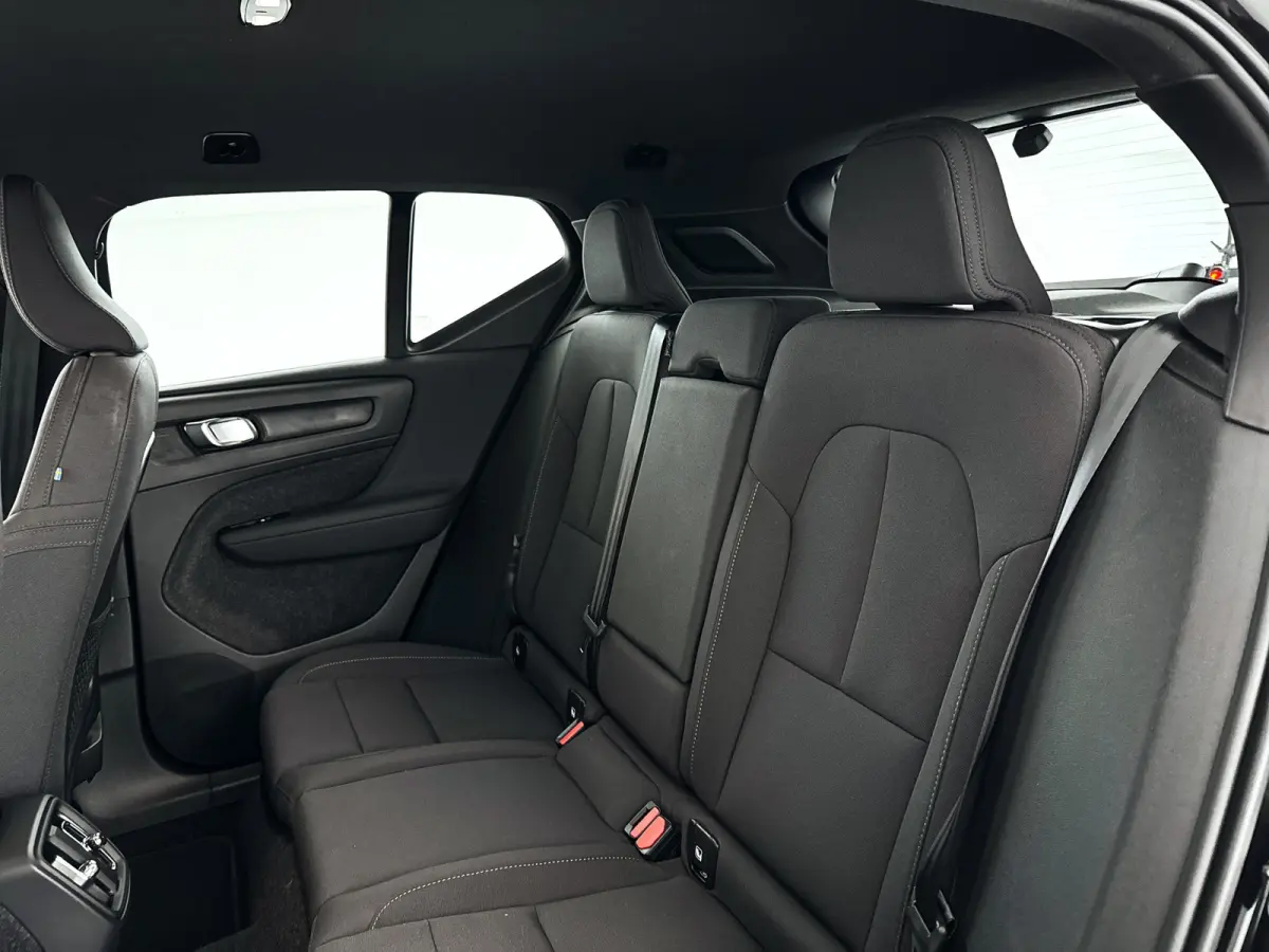 Single Motor Extended Range Plus Black Ed. 82 kWh | 360° camera | Harman Kardon | Stoel- en stuurverwarming