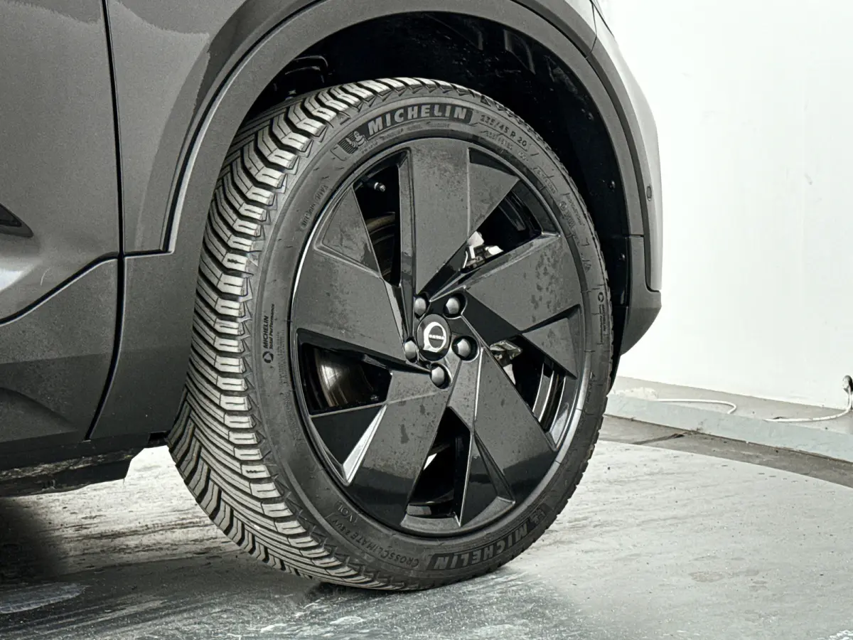 Single Motor Extended Range Plus Black Ed. 82 kWh | 360° camera | Harman Kardon | Stoel- en stuurverwarming