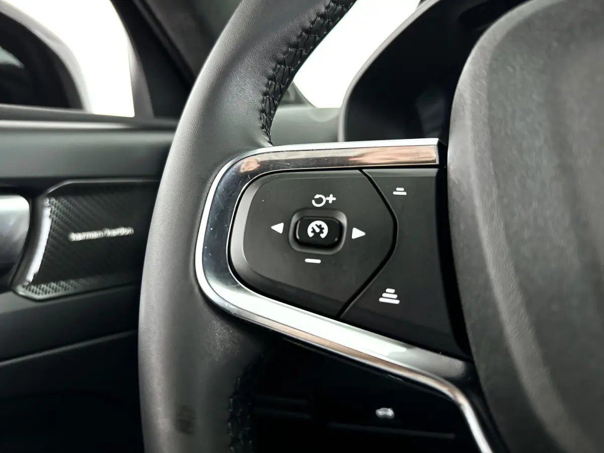 Single Motor Extended Range Plus Black Ed. 82 kWh | 360° camera | Harman Kardon | Stoel- en stuurverwarming