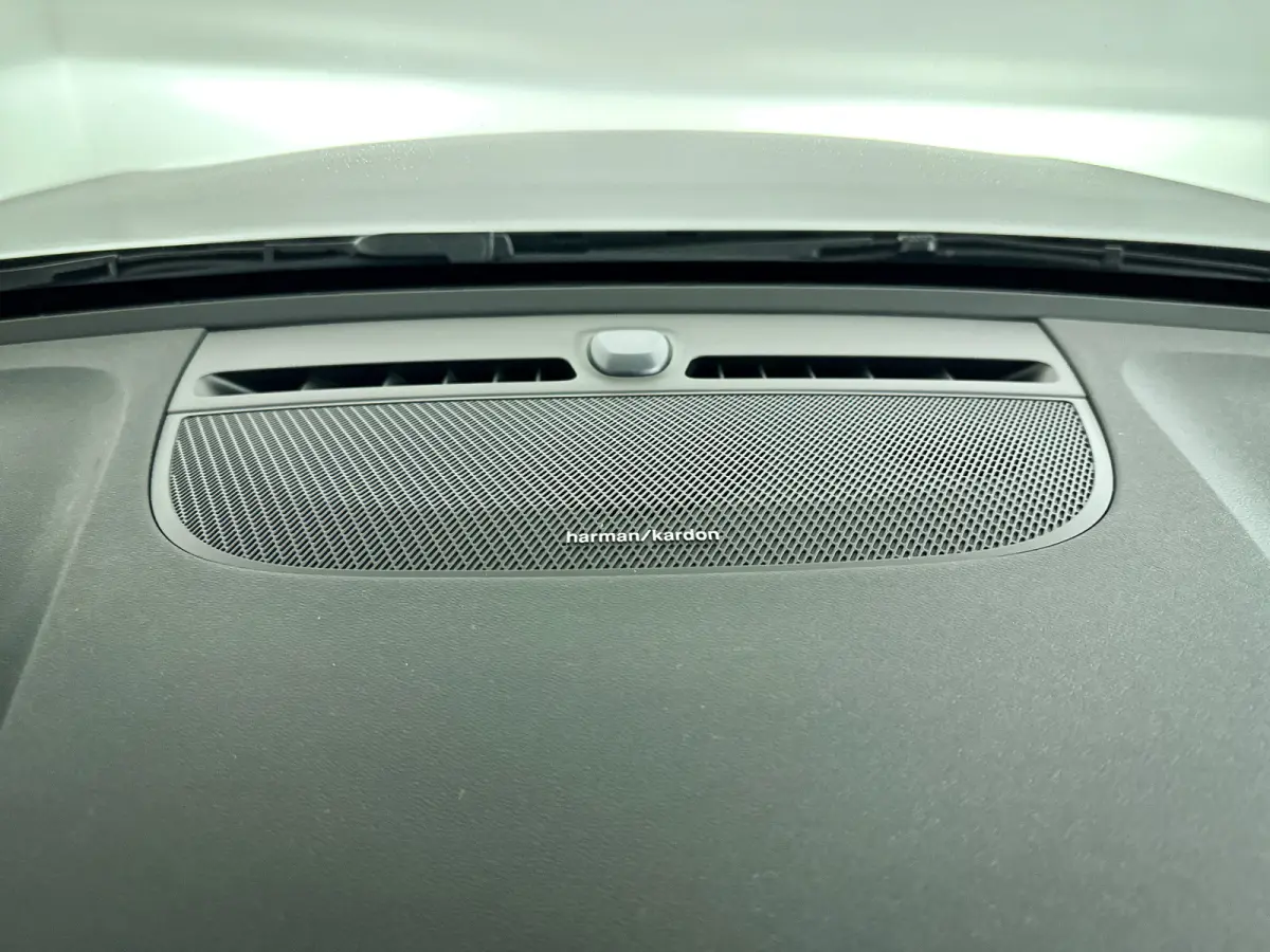 Single Motor Extended Range Plus Black Ed. 82 kWh | 360° camera | Harman Kardon | Stoel- en stuurverwarming