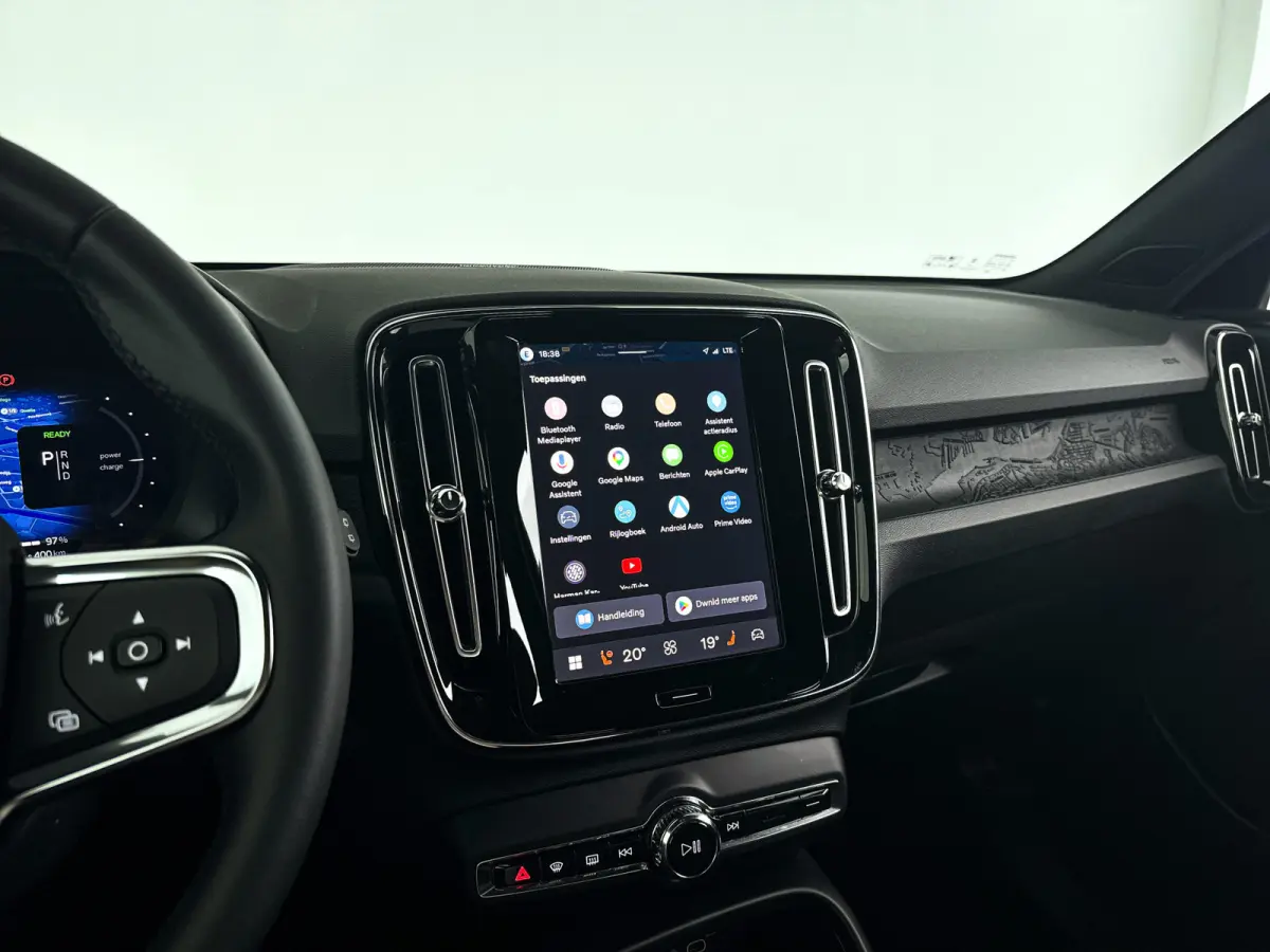 Single Motor Extended Range Plus 82 kWh | Parkeercamera | Harman Kardon | Stoel- en stuurverwarming | Trekhaak