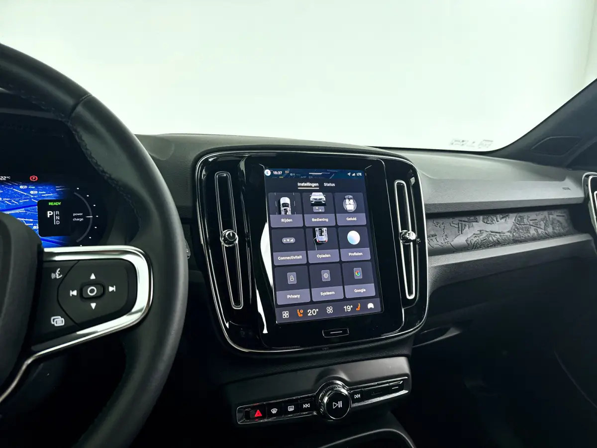 Single Motor Extended Range Plus 82 kWh | Parkeercamera | Harman Kardon | Stoel- en stuurverwarming | Trekhaak