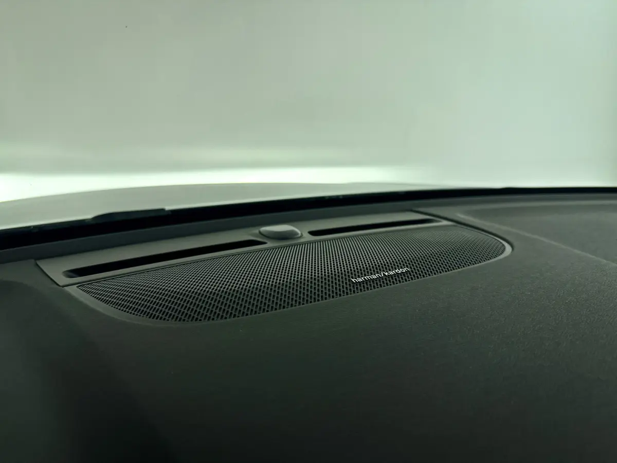 Single Motor Extended Range Plus 82 kWh | Parkeercamera | Harman Kardon | Stoel- en stuurverwarming | Trekhaak