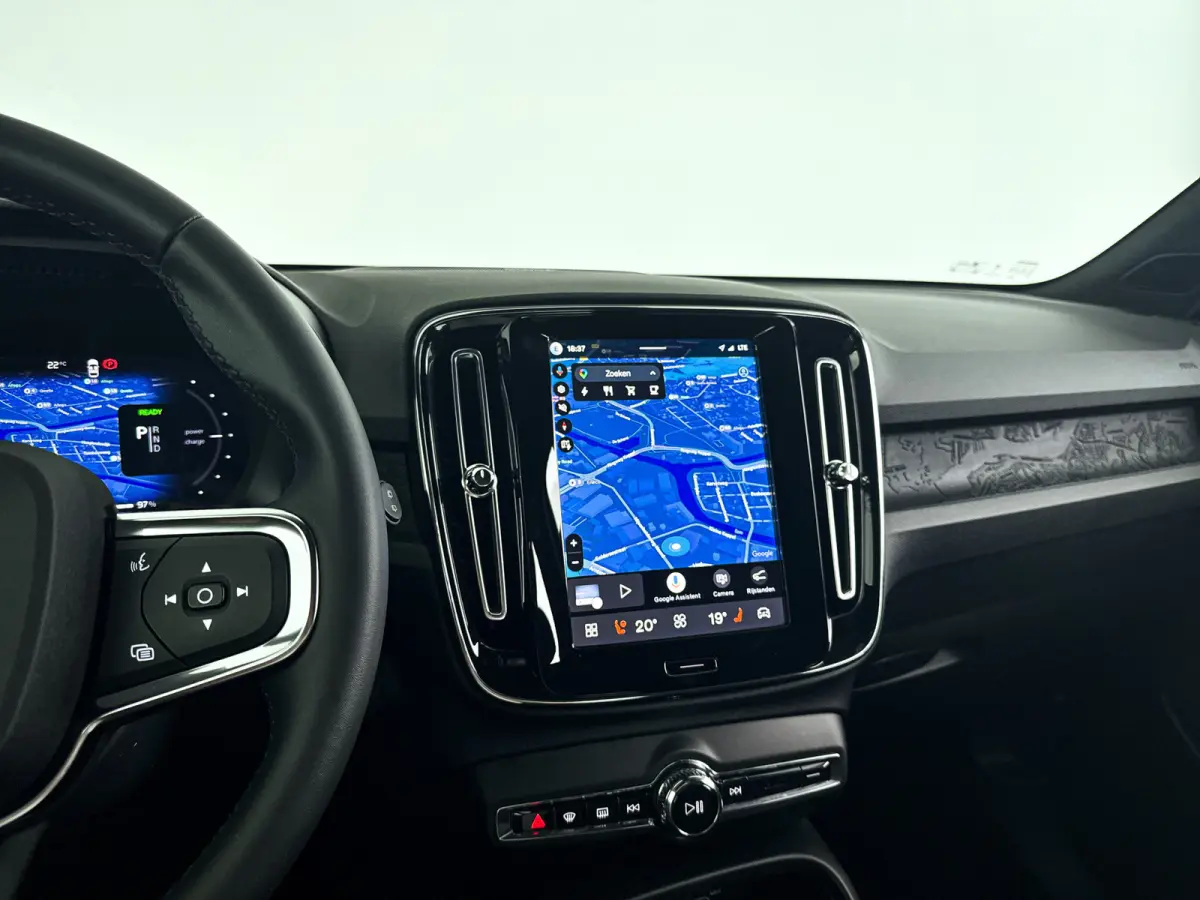 Single Motor Extended Range Plus 82 kWh | Parkeercamera | Harman Kardon | Stoel- en stuurverwarming | Trekhaak