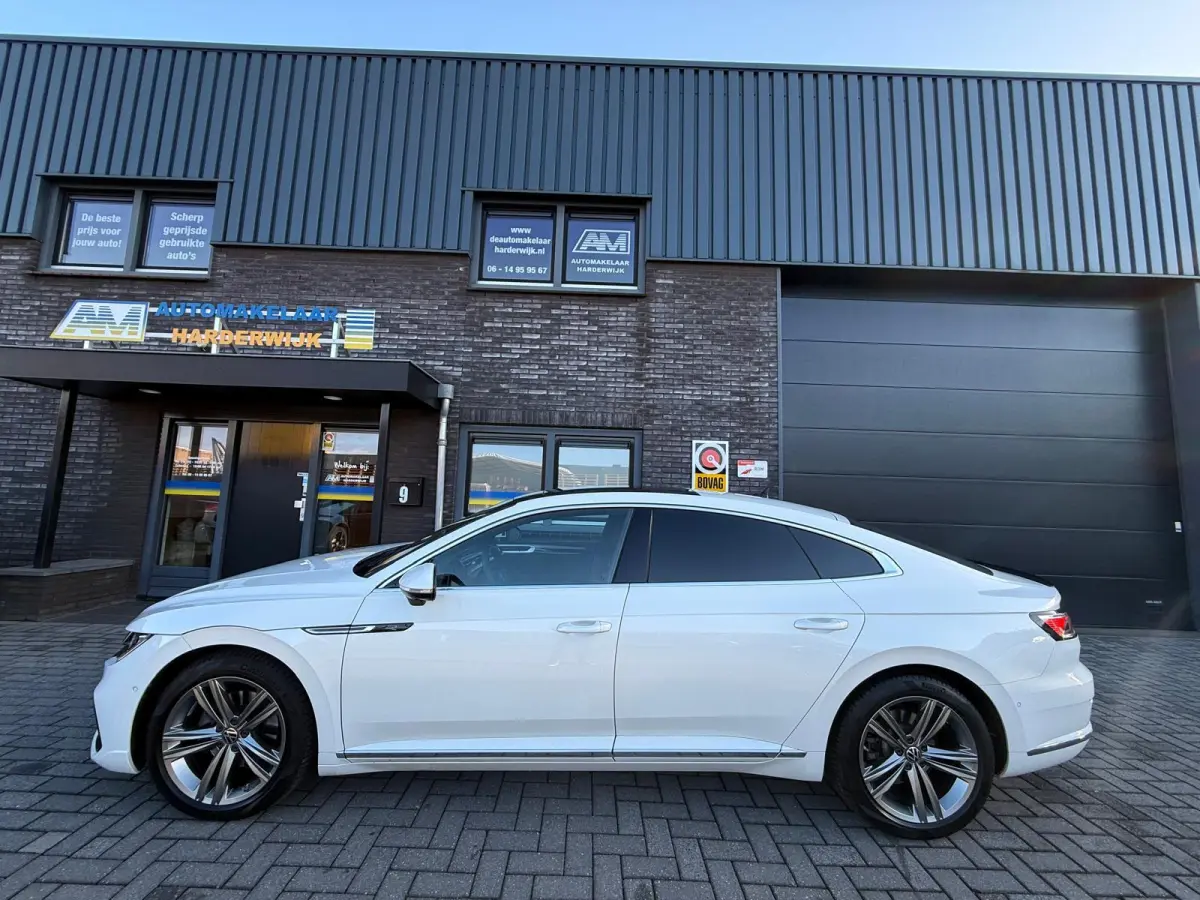 2.0 TDI R-Line Business+ | 1E EIGENAAR | 3/6/12MND GARANTIE | AUTOMAAT | PANO | ACC | LED | STANDKACHEL | DAB | CARPLAY | LEDER | MEMORY