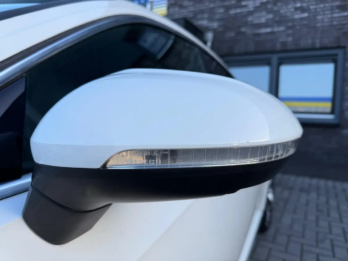 2.0 TDI R-Line Business+ | 1E EIGENAAR | 3/6/12MND GARANTIE | AUTOMAAT | PANO | ACC | LED | STANDKACHEL | DAB | CARPLAY | LEDER | MEMORY