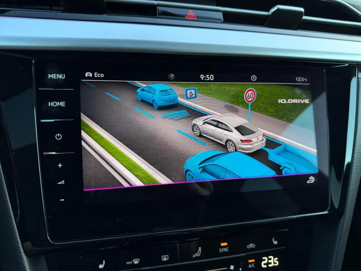 2.0 TDI R-Line Business+ | 1E EIGENAAR | 3/6/12MND GARANTIE | AUTOMAAT | PANO | ACC | LED | STANDKACHEL | DAB | CARPLAY | LEDER | MEMORY