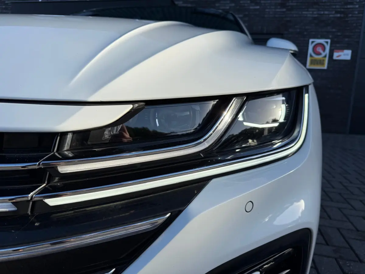 2.0 TDI R-Line Business+ | 1E EIGENAAR | 3/6/12MND GARANTIE | AUTOMAAT | PANO | ACC | LED | STANDKACHEL | DAB | CARPLAY | LEDER | MEMORY