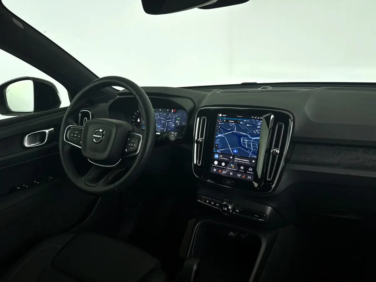 Single Motor Extended Range Plus 82 kWh | Parkeercamera | Harman Kardon | Stoel- en stuurverwarming | Trekhaak