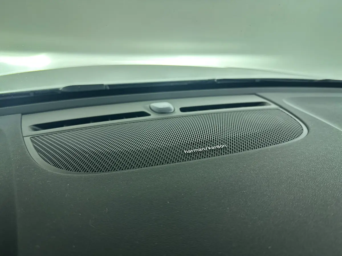 Single Motor Extended Range Plus 82 kWh | Parkeercamera | Harman Kardon | Stoel- en stuurverwarming | Trekhaak