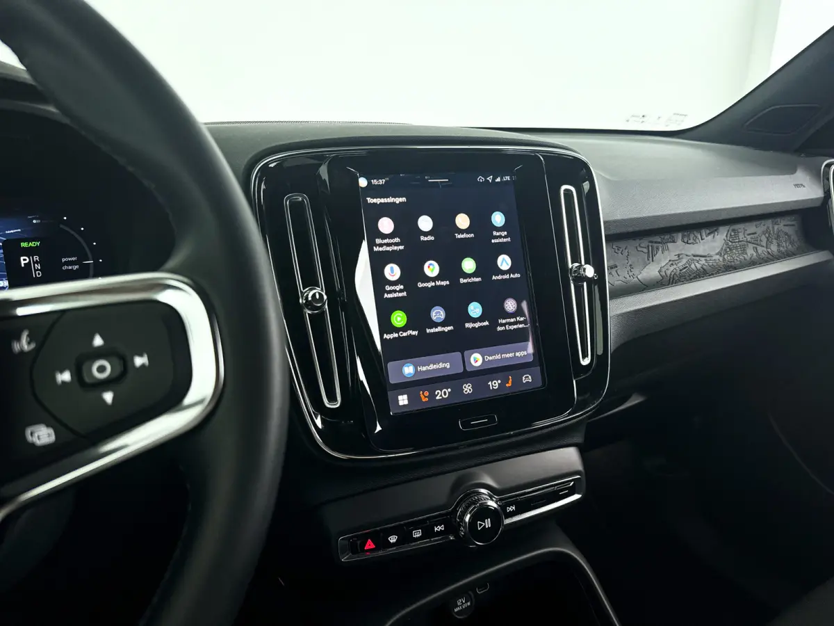 Single Motor Extended Range Plus 82 kWh | Parkeercamera | Harman Kardon | Stoel- en stuurverwarming | Trekhaak