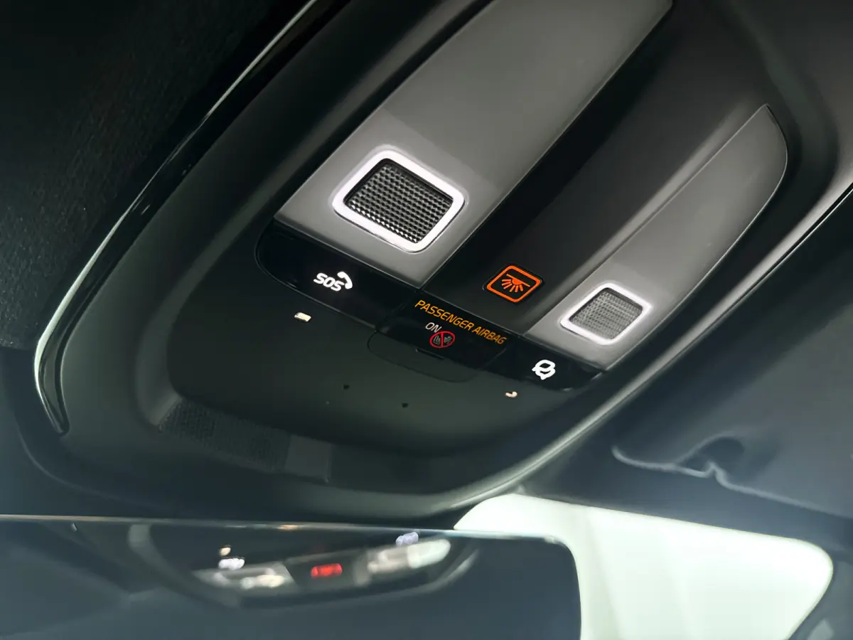 Single Motor Extended Range Plus 82 kWh | Parkeercamera | Harman Kardon | Stoel- en stuurverwarming | Trekhaak