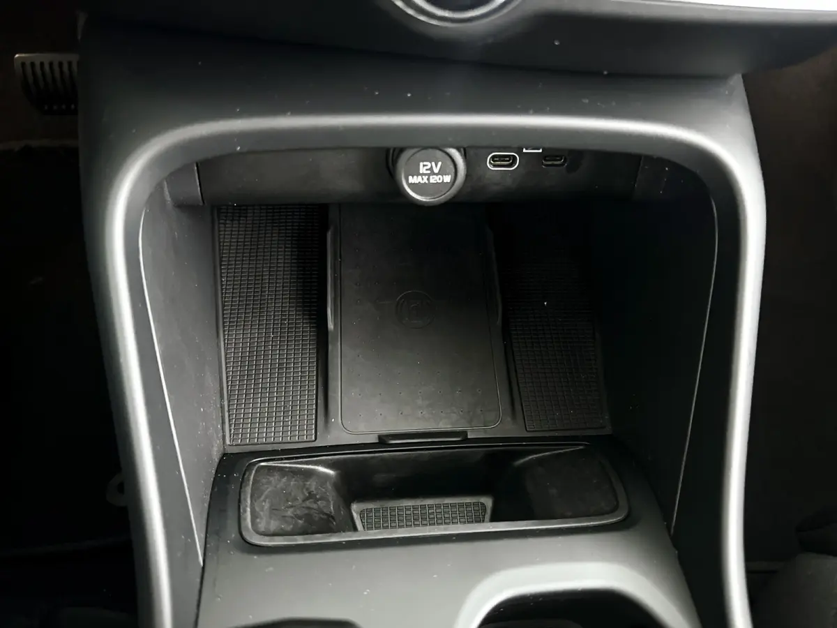 Single Motor Extended Range Plus 82 kWh | Parkeercamera | Harman Kardon | Stoel- en stuurverwarming | Trekhaak