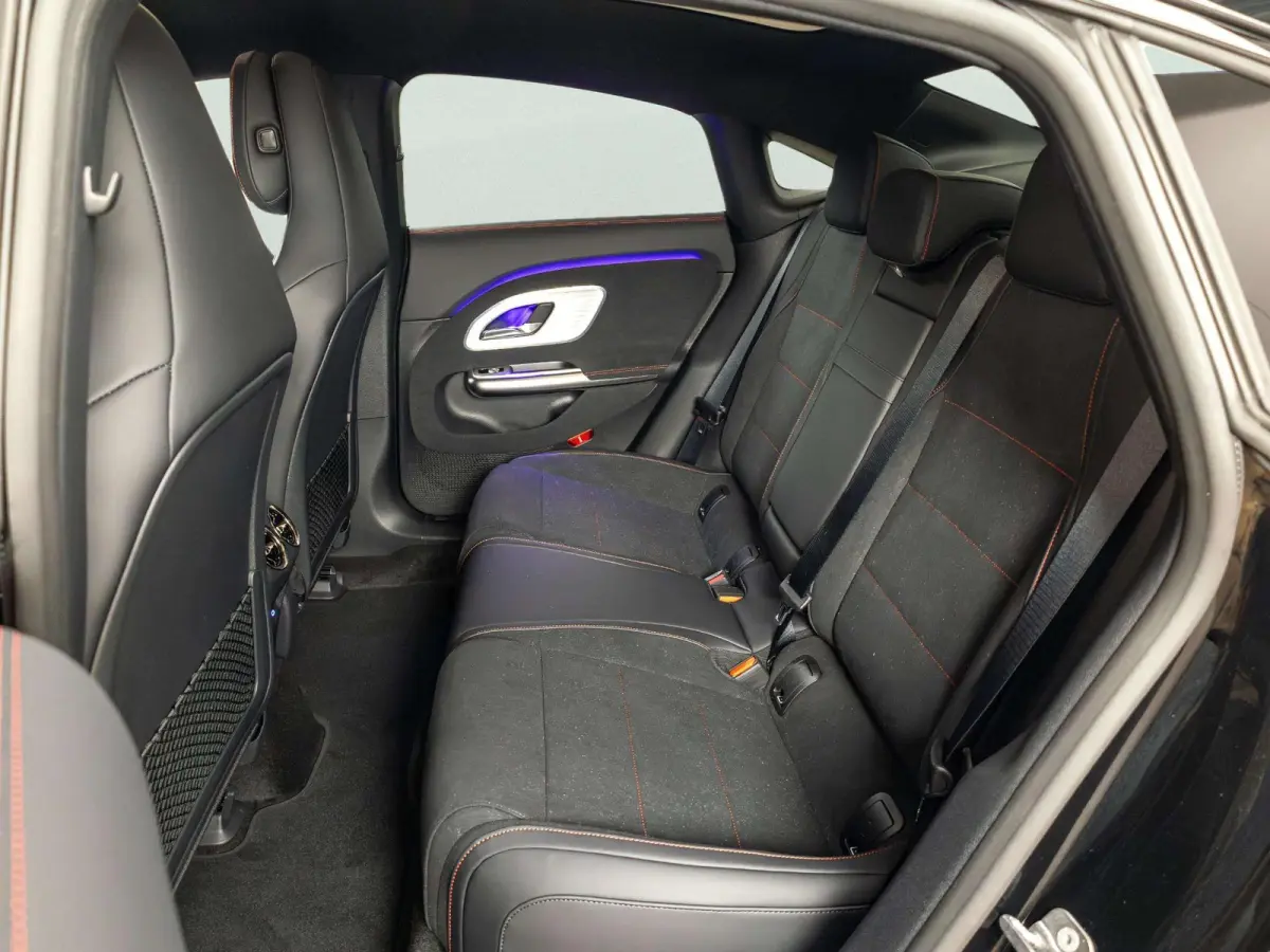 Limousine 250+ Launch Edition 85.5 kWh