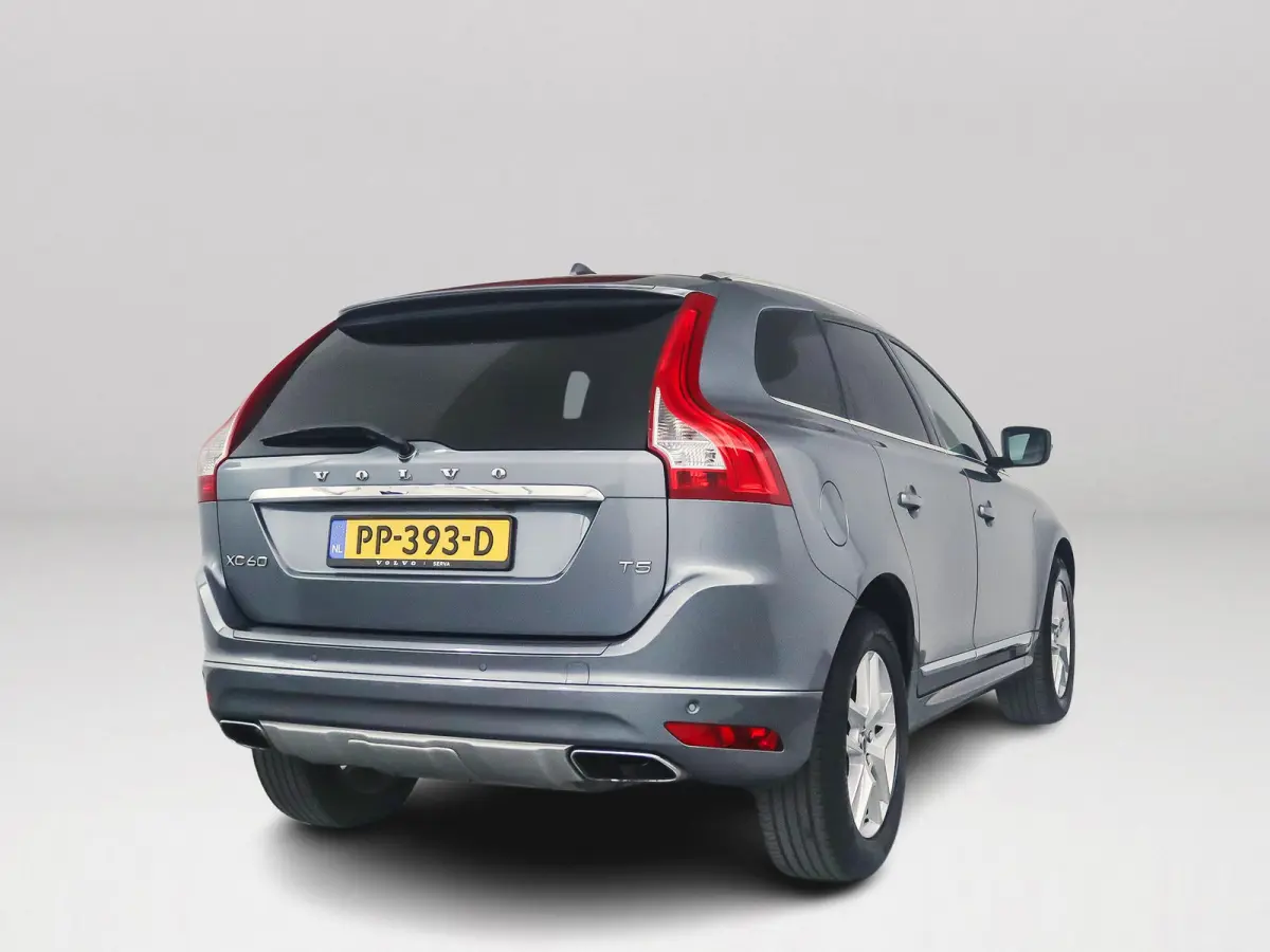 2.0 T5 FWD Polar+ | Panoramadak | Parkeercamera | Stoelverwarming