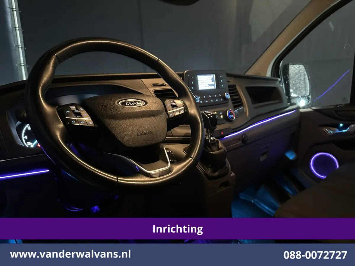 2.0 TDCI L1H1 Inrichting Euro6 Airco | Camera | LED | Cruisecontrol | Verwarmde voorruit Parkeersensoren, Bijrijdersbank