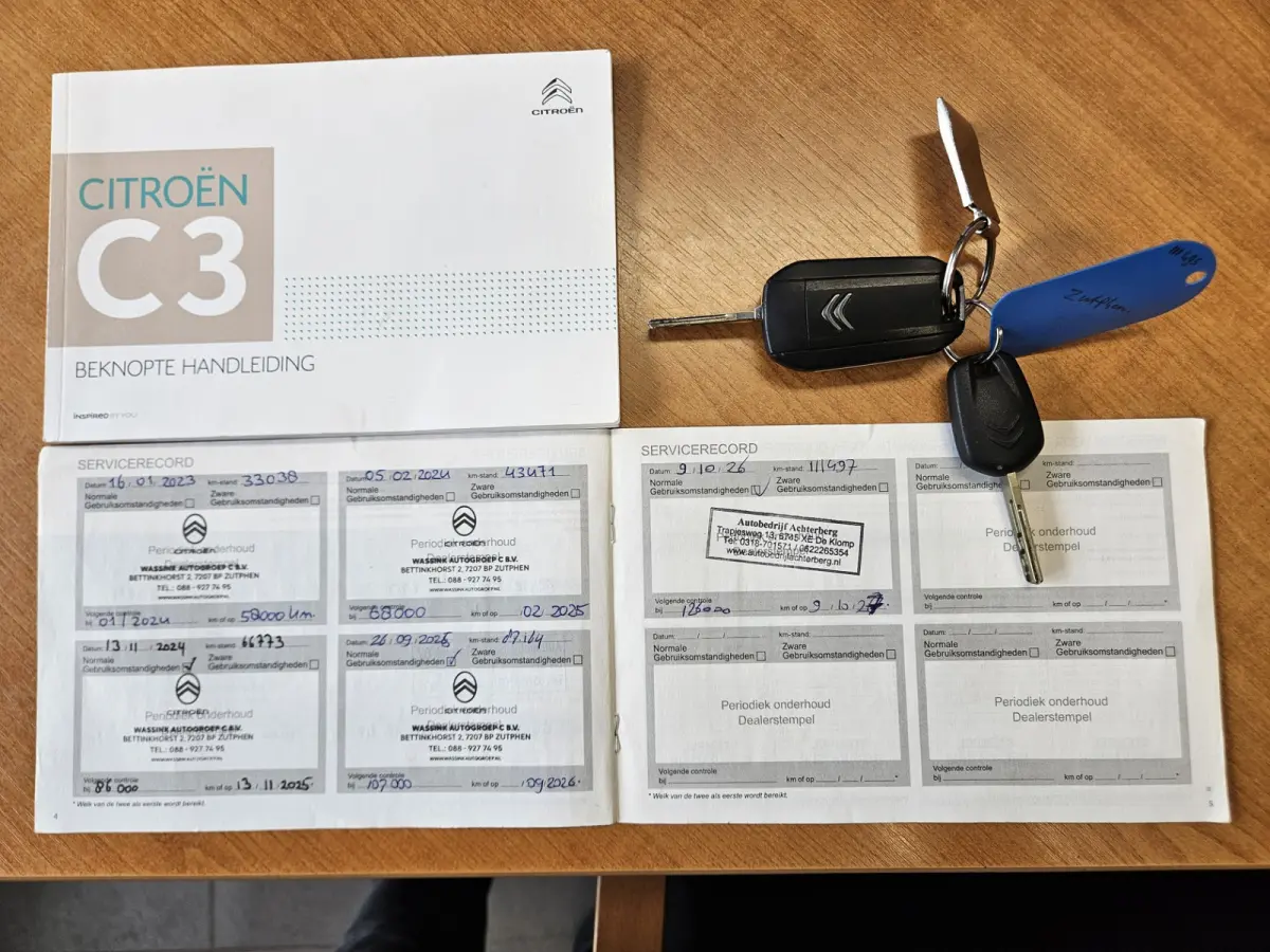 1.2 PureTech S&S Feel Edition Carplay! Trekhaak! Airco! Cruise Control! Leuke/Nette Auto! Dealer Onderhouden!