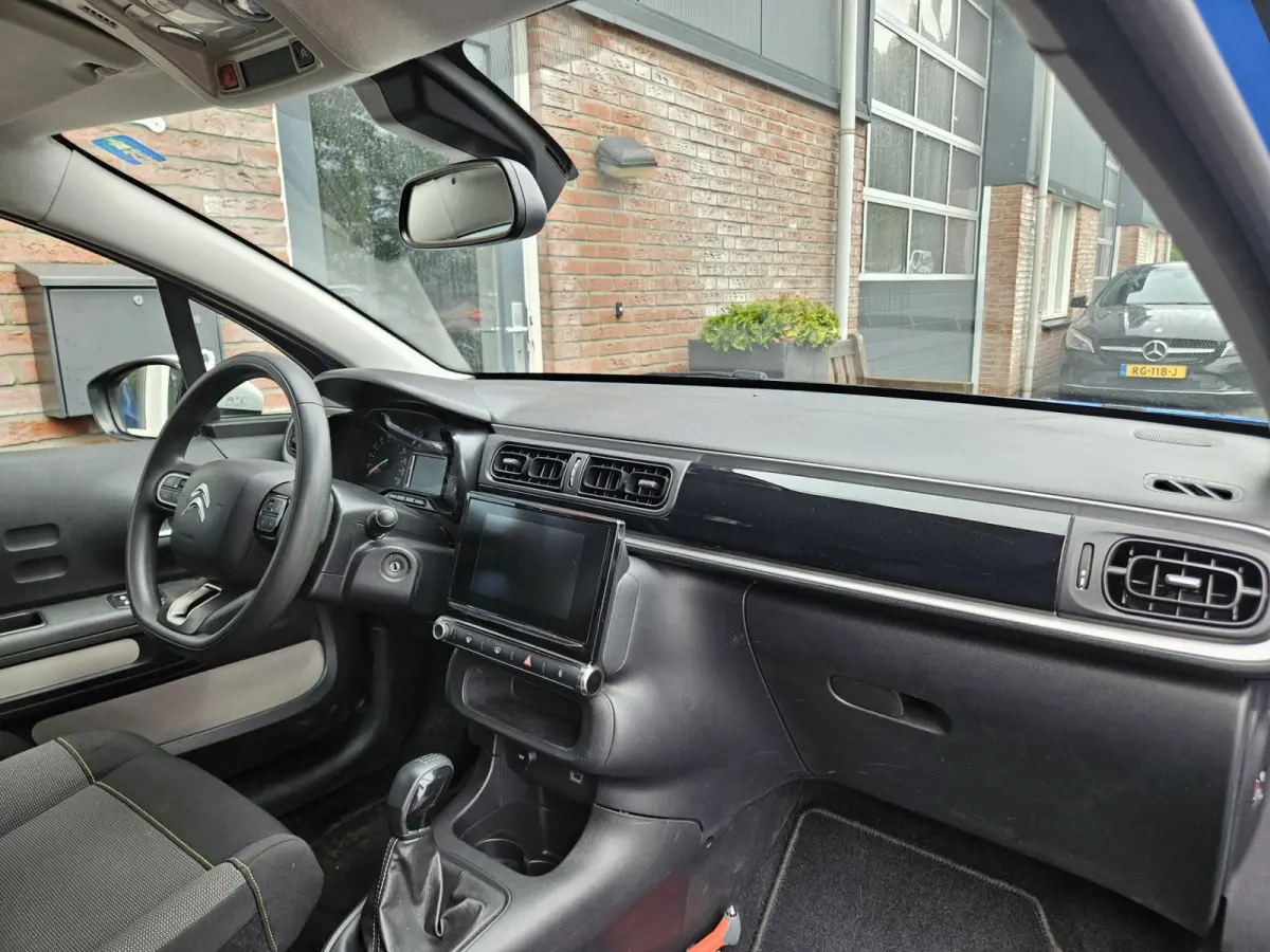 1.2 PureTech S&S Feel Edition Carplay! Trekhaak! Airco! Cruise Control! Leuke/Nette Auto! Dealer Onderhouden!