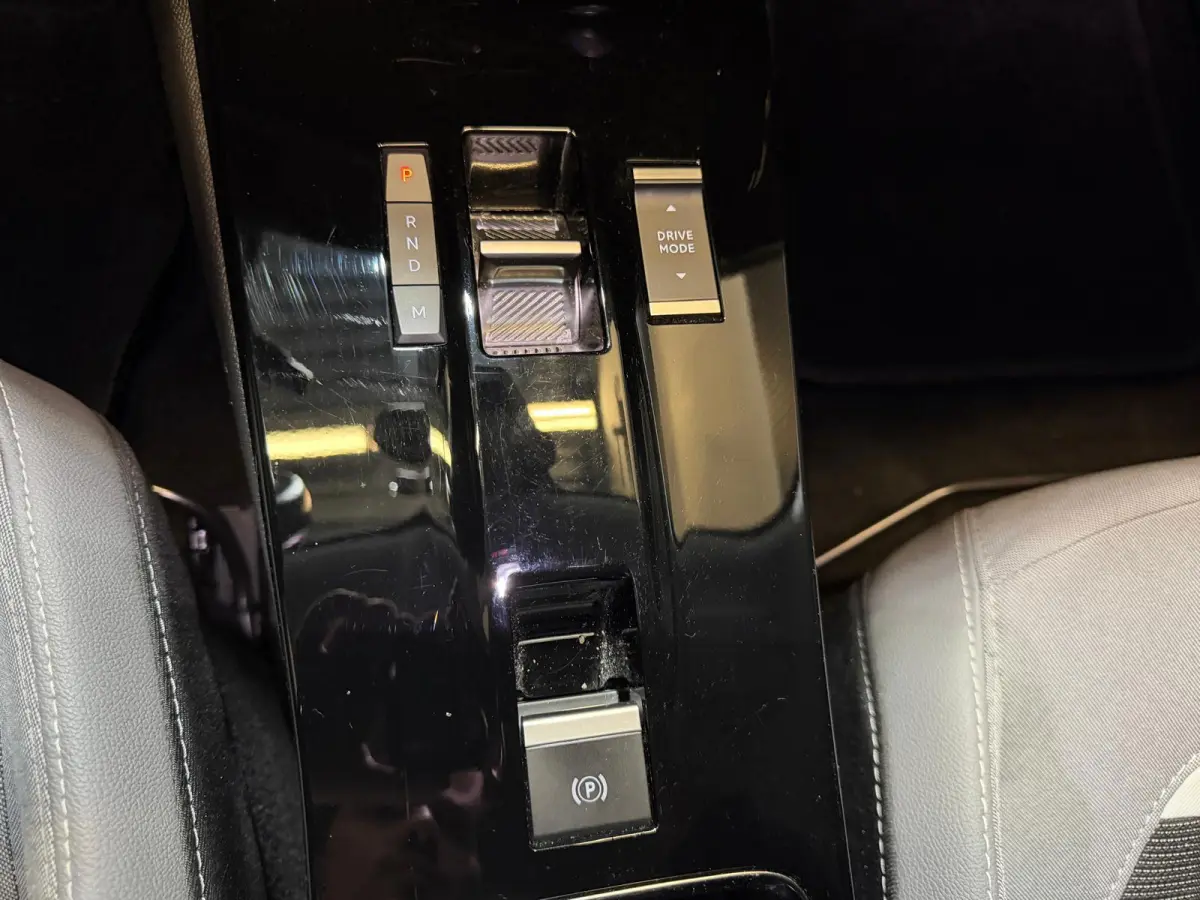 1.2 Turbo Business Ultimate /CARPLAY/CAMERA/CRUISE